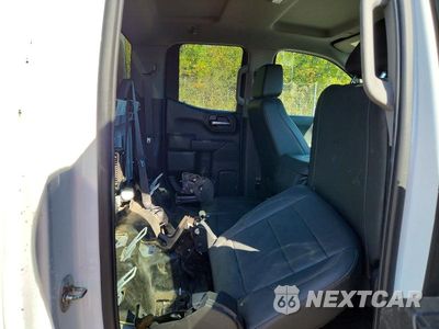Zdjęcie 10 z 12 samochodu: 2022 CHEVROLET SILVERADO K1500 VIN:1GCRDAEK9NZ509468 - miniatura