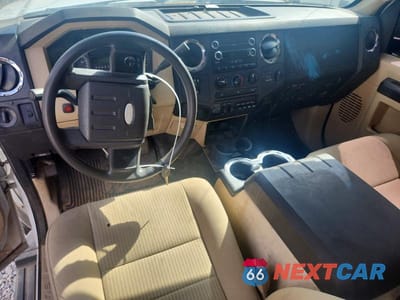 Zdjęcie 8 z 12 samochodu: 2008 FORD F350 SUPER DUTY VIN:1FTWX33Y88EC30375 - miniatura