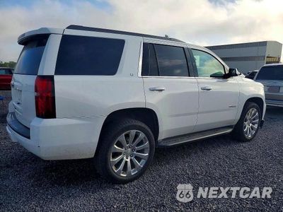 Trzecie zdjęcie samochodu z tyłu: 2017 CHEVROLET TAHOE K1500 LT VIN:1GNSKBKC0HR145141 - miniatura