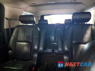 Zdjęcie 10 z 14 samochodu: 2008 CHEVROLET SUBURBAN K1500 LS VIN:3GNFK16388G300427 - miniatura
