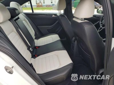 Zdjęcie 10 z 12 samochodu: 2015 VOLKSWAGEN JETTA SE VIN:3VWD17AJ0FM410038 - miniatura