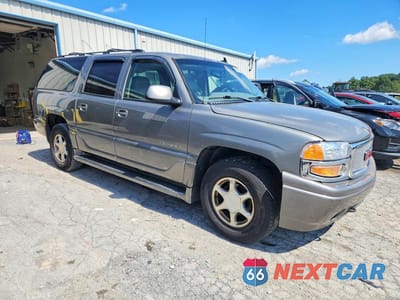 Czwarte zdjęcie samochodu z boku: 2006 GMC YUKON XL DENALI VIN:1GKFK66U36J175836 - miniatura