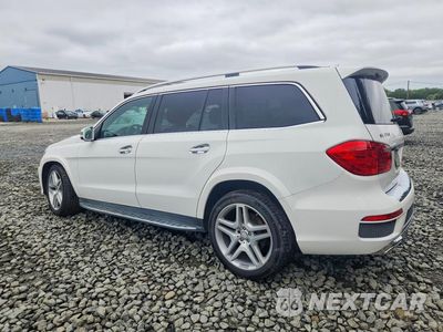 Drugie zdjęcie samochodu z przodu: 2015 MERCEDES-BENZ GL 550 4MATIC VIN:4JGDF7DEXFA564669 - miniatura