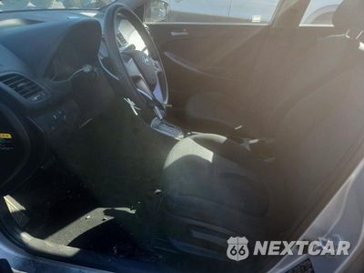 Zdjęcie 7 z 12 samochodu: 2015 HYUNDAI ACCENT GS VIN:KMHCT5AE6FU213771 - miniatura