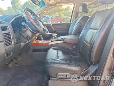 Zdjęcie 7 z 14 samochodu: 2005 INFINITI QX56 BASE VIN:5N3AA08C45N805142 - miniatura