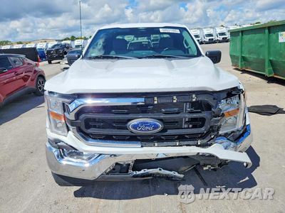 Piąte zdjęcie samochodu w środku: 2022 FORD F150 SUPER CAB VIN:1FTEX1CB3NKF08379 - miniatura