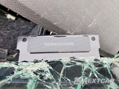 Zdjęcie 13 z 13 samochodu: 2025 KIA CARNIVAL LX VIN:KNDNB5K36S6506338 - miniatura