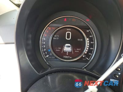 Zdjęcie 9 z 12 samochodu: 2018 FIAT 500 POP VIN:3C3CFFKH7JT335458 - miniatura