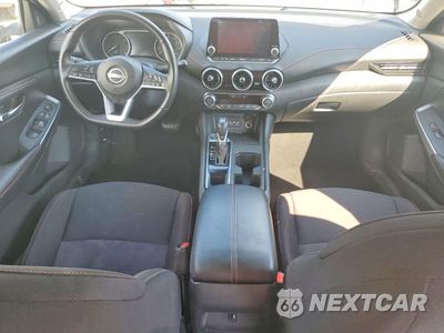 Zdjęcie 8 z 12 samochodu: 2025 NISSAN SENTRA SR VIN:3N1AB8DV7SY310984 - miniatura