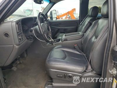 Zdjęcie 7 z 13 samochodu: 2007 CHEVROLET SILVERADO K2500 HEAVY DUTY VIN:1GCHK29DX7E171754 - miniatura