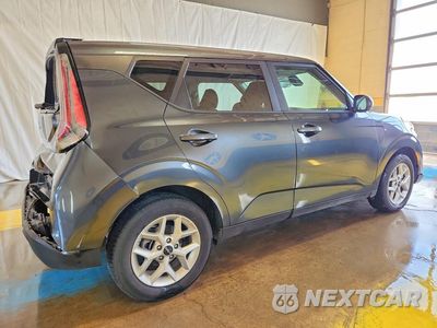 Trzecie zdjęcie samochodu z tyłu: 2025 KIA SOUL LX VIN:KNDJ23AU3S7264101 - miniatura
