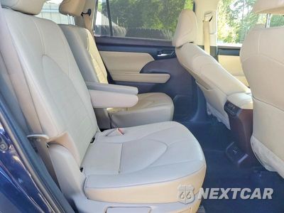 Zdjęcie 11 z 13 samochodu: 2021 TOYOTA HIGHLANDER XLE VIN:5TDGZRBH5MS072083 - miniatura