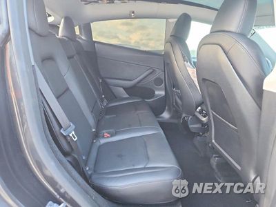 Zdjęcie 10 z 13 samochodu: 2025 TESLA MODEL Y VIN:7SAYGDEDXSF227236 - miniatura