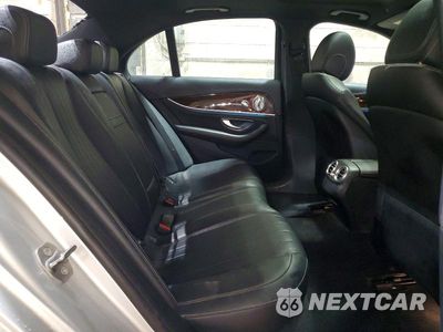 Zdjęcie 10 z 13 samochodu: 2017 MERCEDES-BENZ E 300 4MATIC VIN:WDDZF4KB3HA201673 - miniatura