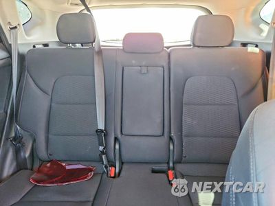 Zdjęcie 10 z 13 samochodu: 2019 HYUNDAI TUCSON SE VIN:KM8J2CA48KU889204 - miniatura