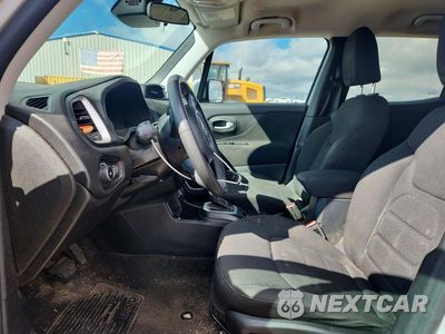 Zdjęcie 7 z 13 samochodu: 2019 JEEP RENEGADE LATITUDE VIN:ZACNJABB0KPK52204 - miniatura