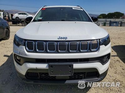Piąte zdjęcie samochodu w środku: 2022 JEEP COMPASS LATITUDE VIN:3C4NJDBB8NT178466 - miniatura