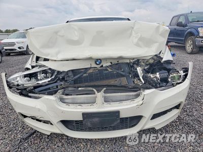 Piąte zdjęcie samochodu w środku: 2018 BMW 330 XI VIN:WBA8D9C53JA608333 - miniatura