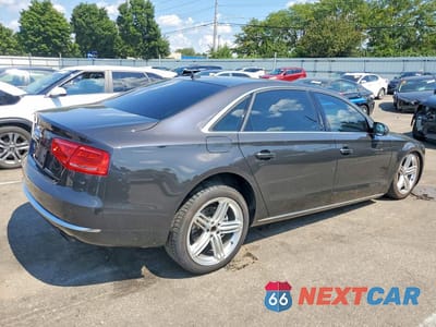 Trzecie zdjęcie samochodu z tyłu: 2013 AUDI A8 L QUATTRO VIN:WAURGAFD2DN029430 - miniatura