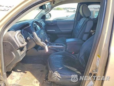 Zdjęcie 7 z 12 samochodu: 2016 TOYOTA TACOMA SR5 V6 VIN:5TFSZ5AN5GX028836 - miniatura