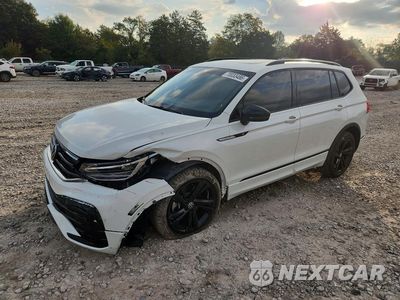 2023 VOLKSWAGEN TIGUAN SE R-LINE BLACK 3VVCB7AX3PM082469 - główne zdjęcie licytacji z USA - miniatura