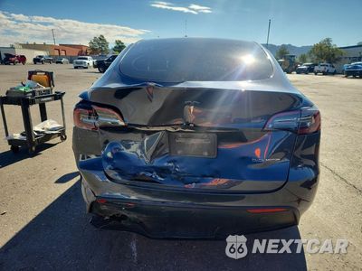 Zdjęcie 6 z 13 samochodu: 2023 TESLA MODEL Y VIN:7SAYGDEE8PA191009 - miniatura