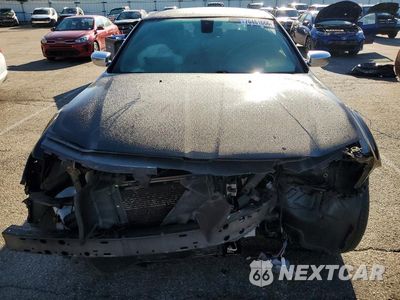Piąte zdjęcie samochodu w środku: 2015 CHRYSLER 300C PLATINUM VIN:2C3CCASG8FH767236 - miniatura