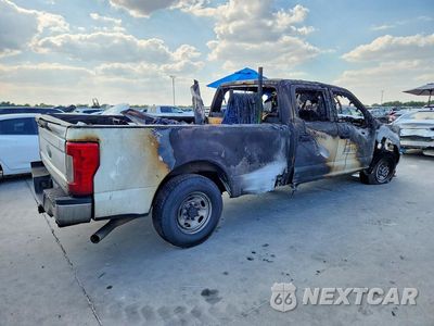 Trzecie zdjęcie samochodu z tyłu: 2017 FORD F250 SUPER DUTY VIN:1FT7W2A64HEF46004 - miniatura
