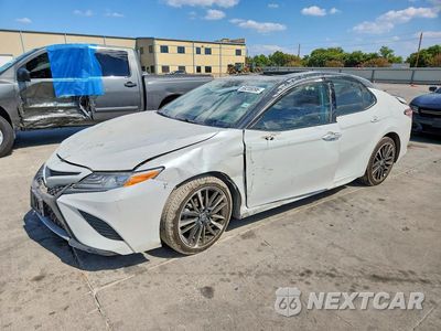 2020 TOYOTA CAMRY XSE V6 4T1KZ1AK2LU047222 - główne zdjęcie licytacji z USA - miniatura