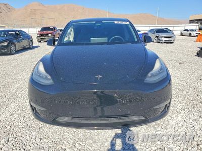 Piąte zdjęcie samochodu w środku: 2020 TESLA MODEL Y VIN:5YJYGDEE6LF031401 - miniatura