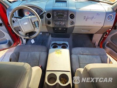 Zdjęcie 8 z 12 samochodu: 2005 FORD F150 VIN:1FTRX12WX5NA48464 - miniatura
