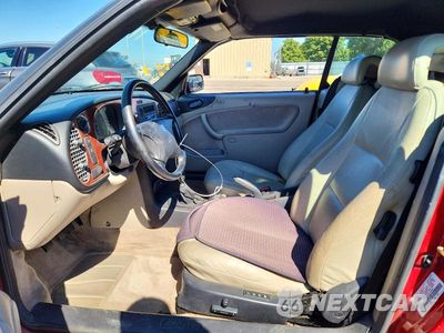 Zdjęcie 7 z 12 samochodu: 1998 SAAB 900 SE TURBO VIN:YS3DF75N4W7005661 - miniatura