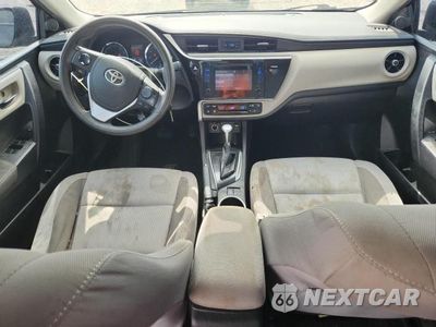 Zdjęcie 8 z 12 samochodu: 2017 TOYOTA COROLLA LE VIN:5YFBURHE3HP590164 - miniatura