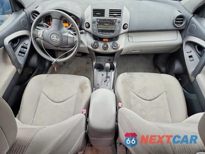 Zdjęcie 8 z 13 samochodu: 2010 TOYOTA RAV4 BASE VIN:JTMBF4DV5AD025653 - miniatura