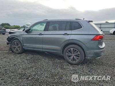 Drugie zdjęcie samochodu z przodu: 2019 VOLKSWAGEN TIGUAN SE VIN:3VV2B7AX5KM049929 - miniatura