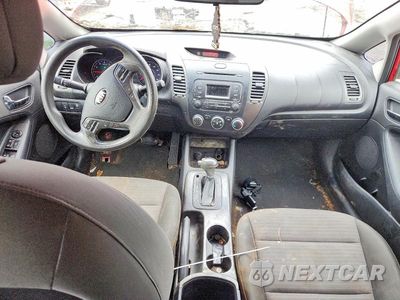 Zdjęcie 8 z 12 samochodu: 2014 KIA FORTE LX VIN:KNAFX4A65E5188330 - miniatura