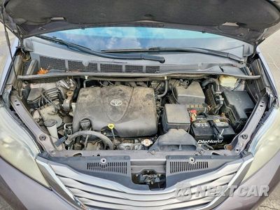 Zdjęcie 12 z 14 samochodu: 2017 TOYOTA SIENNA XLE 8-PASSENGER VIN:5TDYZ3DC8HS766470 - miniatura