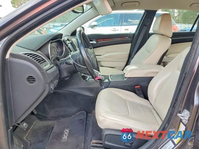 Zdjęcie 7 z 13 samochodu: 2015 CHRYSLER 300 LIMITED VIN:2C3CCAAG6FH781184 - miniatura