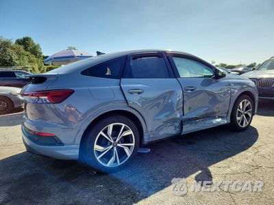 Trzecie zdjęcie samochodu z tyłu: 2025 AUDI Q4 E-TRON SPORTBACK PREMIUM VIN:WA12UBFZ3SP001744 - miniatura