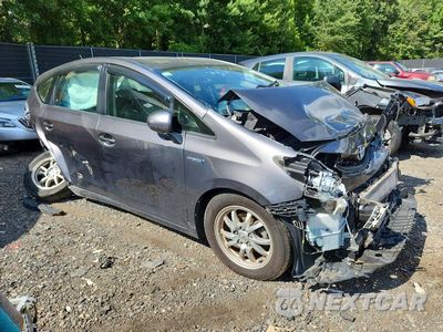 Czwarte zdjęcie samochodu z boku: 2015 TOYOTA PRIUS V THREE VIN:JTDZN3EU2FJ026463 - miniatura