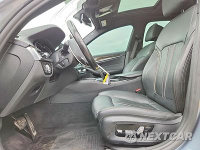 Zdjęcie 7 z 13 samochodu: 2018 BMW 530XE VIN:WBAJB1C5XJB084665 - miniatura