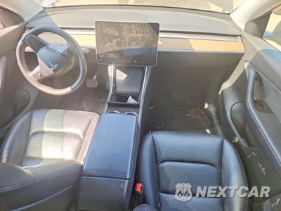 Zdjęcie 8 z 12 samochodu: 2021 TESLA MODEL Y VIN:5YJYGDEE4MF083367 - miniatura