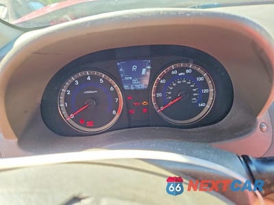 Zdjęcie 9 z 13 samochodu: 2013 HYUNDAI ACCENT GLS VIN:KMHCT4AE7DU412996 - miniatura