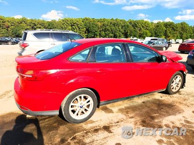 Trzecie zdjęcie samochodu z tyłu: 2016 FORD FOCUS SE VIN:1FADP3F23GL201851 - miniatura
