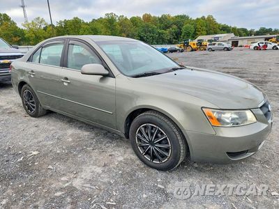 Czwarte zdjęcie samochodu z boku: 2007 HYUNDAI SONATA GLS VIN:5NPET46CX7H227683 - miniatura