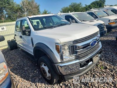 Czwarte zdjęcie samochodu z boku: 2019 FORD F550 SUPER DUTY VIN:1FD0W5HY7KEF90964 - miniatura