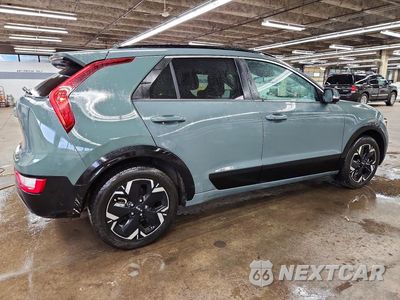 Trzecie zdjęcie samochodu z tyłu: 2023 KIA NIRO WIND VIN:KNDCR3L11P5073366 - miniatura