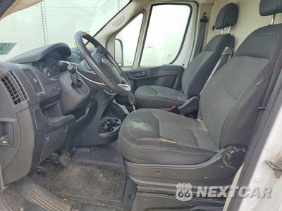 Zdjęcie 7 z 12 samochodu: 2019 RAM PROMASTER 2500 2500 HIGH VIN:3C6TRVCG4KE531003 - miniatura