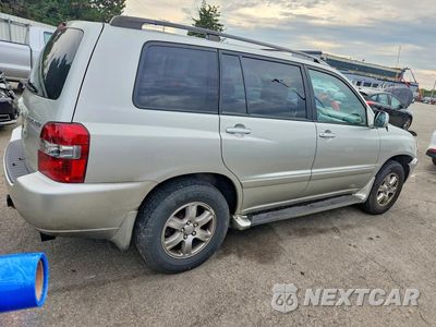 Trzecie zdjęcie samochodu z tyłu: 2004 TOYOTA HIGHLANDER BASE VIN:JTEEP21A640006701 - miniatura
