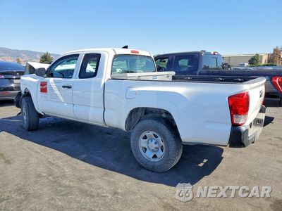 Drugie zdjęcie samochodu z przodu: 2017 TOYOTA TACOMA SR VIN:5TFRX5GN2HX077425 - miniatura